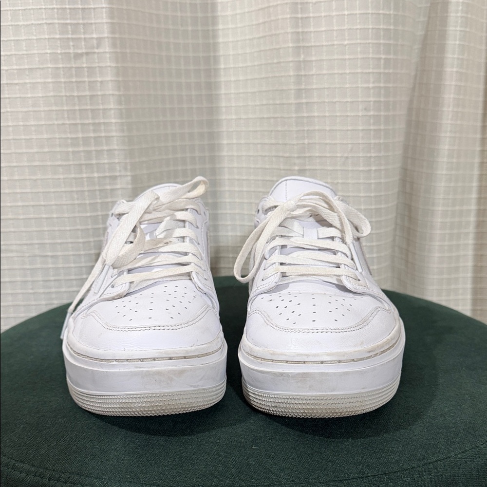 Nike Air Jordan Elevate low 1 wms size 11 sneakers shoes grey white platform wow - Picture 2 of 8